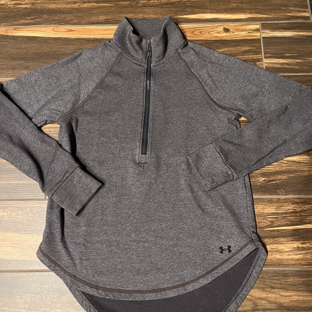 Under Armour long sleeve Threadborne thermal top size small
